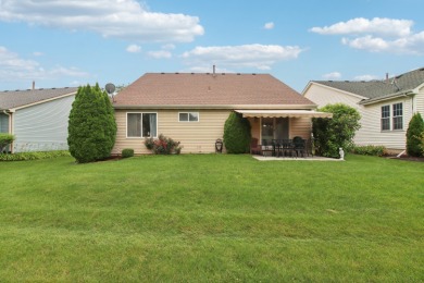 PRICE SLASHED! Seller Says: Bring an Offer! Big Home, Bigger on The Links at Carillon in Illinois - for sale on GolfHomes.com, golf home, golf lot