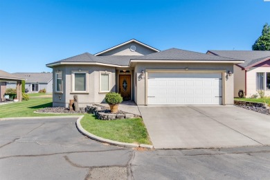 Custom scenic golf course home with stunning upgrades designed on Sun Willows in Washington - for sale on GolfHomes.com, golf home, golf lot