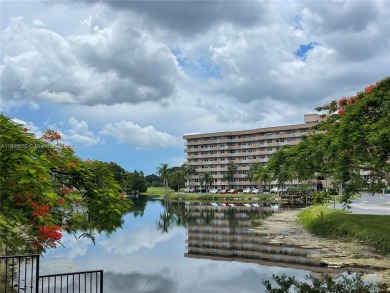 Remodeled 2+2 apartment for RENT, ready to move in. Stunning on Jacaranda Golf Club in Florida - for sale on GolfHomes.com, golf home, golf lot