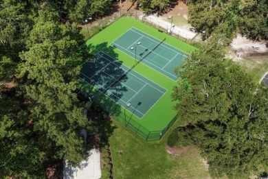 Look no further, you have found the one. This 3 bedroom, 2.5 on Arrowhead Country Club in South Carolina - for sale on GolfHomes.com, golf home, golf lot