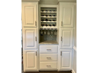 Golf community living. Fantastic 4 bedroom, 2 1/2 bath on Chesapeake Golf Club in Virginia - for sale on GolfHomes.com, golf home, golf lot