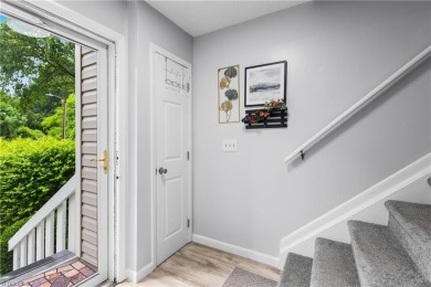 Charming Townhome w/Golf Course Views in Heather Hills! Welcome on Heather Hills Golf Course in North Carolina - for sale on GolfHomes.com, golf home, golf lot