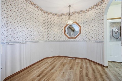 MLS# 288662 Custom-built rambler located in the desirable Sun on Sun Willows in Washington - for sale on GolfHomes.com, golf home, golf lot