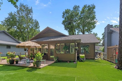 OPEN HOUSE 12/6 12-2PM Welcome to 105 Hickory Drive, where charm on Burning Ridge Golf Course in South Carolina - for sale on GolfHomes.com, golf home, golf lot