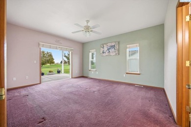 MLS# 288662 Custom-built rambler located in the desirable Sun on Sun Willows in Washington - for sale on GolfHomes.com, golf home, golf lot