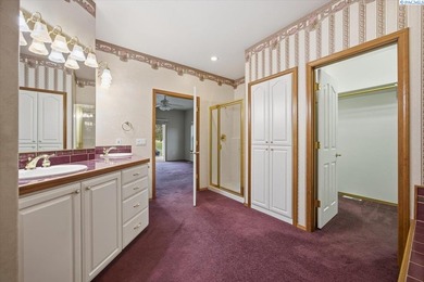 MLS# 288662 Custom-built rambler located in the desirable Sun on Sun Willows in Washington - for sale on GolfHomes.com, golf home, golf lot