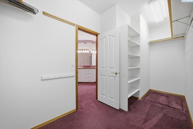 MLS# 288662 Custom-built rambler located in the desirable Sun on Sun Willows in Washington - for sale on GolfHomes.com, golf home, golf lot