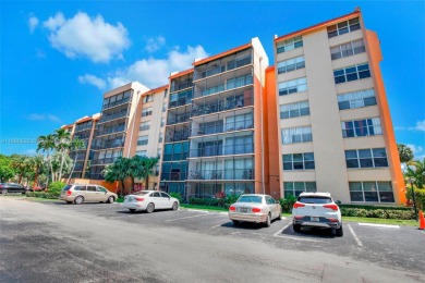 BEAUTIFUL 2/2 CONDO - ENCLOSED AND SCREENED BALCONY WITH VIEW ON on  in Florida - for sale on GolfHomes.com, golf home, golf lot