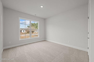 Home for Holidays! Take advantage of these Amazing Holiday on Harbour Point Golf Club in North Carolina - for sale on GolfHomes.com, golf home, golf lot