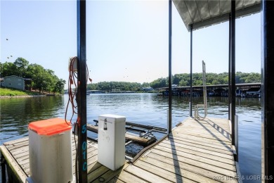 2005 26' Princecraft Tritoon with 225 Mercury Optimax motor with on Tan-Tar-A Golf Club in Missouri - for sale on GolfHomes.com, golf home, golf lot