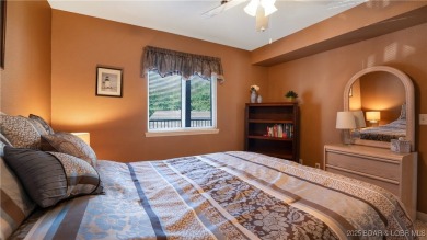 PRIDE OF OWNERSHIP is apparent upon entering this 2-bedroom 2 on Lake Valley Country Club in Missouri - for sale on GolfHomes.com, golf home, golf lot