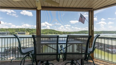 PRIDE OF OWNERSHIP is apparent upon entering this 2-bedroom 2 on Lake Valley Country Club in Missouri - for sale on GolfHomes.com, golf home, golf lot