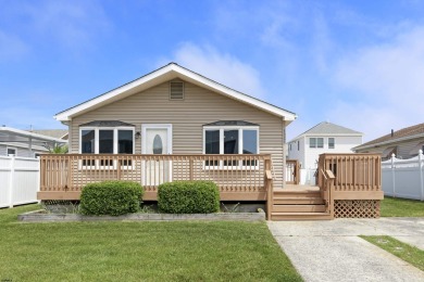 Welcome home! Do not miss this charming 3-bedroom, 2-bathroom on The Links At Brigantine Beach in New Jersey - for sale on GolfHomes.com, golf home, golf lot