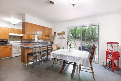 Charming Brick Home with In-Law Suite on 1.28 Acres Backing Up on Pickens Country Club in South Carolina - for sale on GolfHomes.com, golf home, golf lot