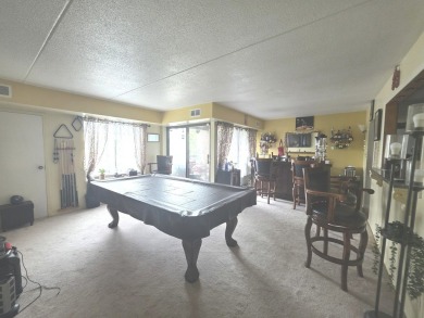 Charming and meticulously maintained 2-bedroom, 2-bath condo now on River Oaks Golf Course in Illinois - for sale on GolfHomes.com, golf home, golf lot