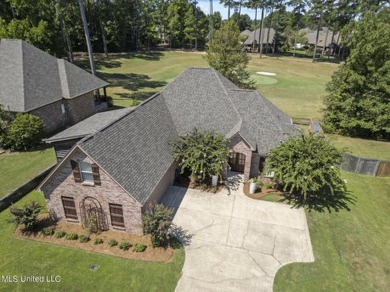 Attention golf enthusiasts!!! Here's your chance to live on the on Castlewoods Golf Club in Mississippi - for sale on GolfHomes.com, golf home, golf lot