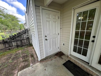 Why rent when you can own this beautifully partially updated 2- on Royal Golf Club in Louisiana - for sale on GolfHomes.com, golf home, golf lot