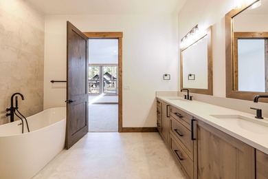 Situated in Preservation neighborhood backing to the tranquil on Sunriver Caldera Springs Golf Course in Oregon - for sale on GolfHomes.com, golf home, golf lot