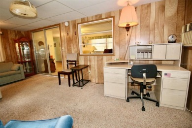 **DESIRABLE GOLDEN GATE! RESIDENT OWNED COMMUNITY** Spacious on Mainlands Golf Club in Florida - for sale on GolfHomes.com, golf home, golf lot