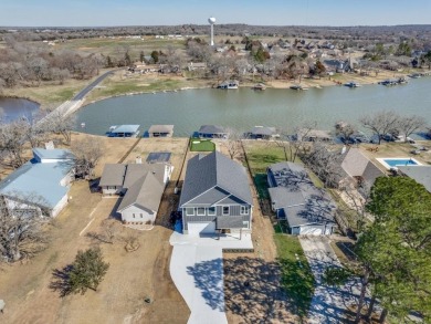 FULLY FURNISHED JUST BRING YOUR TOOTHBRUSH! Immaculate property on Lake Kiowa Golf Course in Texas - for sale on GolfHomes.com, golf home, golf lot