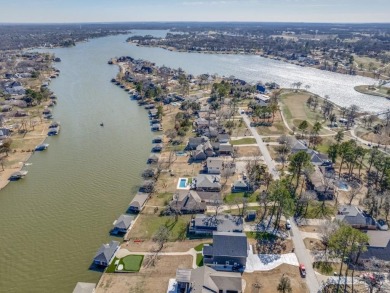 FULLY FURNISHED JUST BRING YOUR TOOTHBRUSH! Immaculate property on Lake Kiowa Golf Course in Texas - for sale on GolfHomes.com, golf home, golf lot