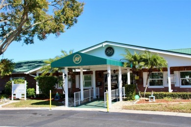 **DESIRABLE GOLDEN GATE! RESIDENT OWNED COMMUNITY** Spacious on Mainlands Golf Club in Florida - for sale on GolfHomes.com, golf home, golf lot