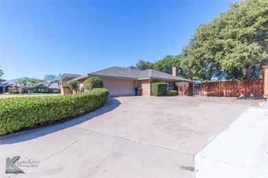 Welcome to this beautifully updated, charming 3-bedroom, 3-bath on Abilene Country Club - South Course in Texas - for sale on GolfHomes.com, golf home, golf lot