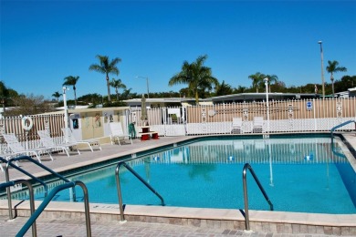 **DESIRABLE GOLDEN GATE! RESIDENT OWNED COMMUNITY** Spacious on Mainlands Golf Club in Florida - for sale on GolfHomes.com, golf home, golf lot