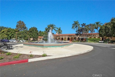 A Turn-key Castilla unit that is now ready for a new owner. This on Leisure Village Par 3 Golf Course in California - for sale on GolfHomes.com, golf home, golf lot