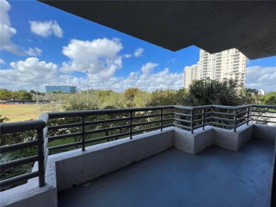 Spacious 3-bedroom, 2-bath corner unit at Parc Central South in on Turnberry Isle Resort and Club in Florida - for sale on GolfHomes.com, golf home, golf lot