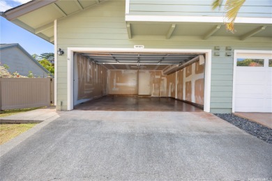 Welcome to your meticulously maintained retreat in lush Launani on Leilehua Golf Course in Hawaii - for sale on GolfHomes.com, golf home, golf lot