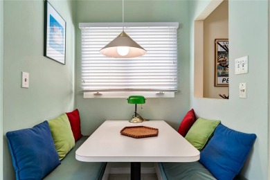 MOTIVATED SELLE! BRING OFFERS! Behold a 2 bedroom 2 bath and on Oak Harbor Country Club in Florida - for sale on GolfHomes.com, golf home, golf lot