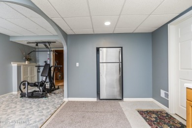 Nestled in the heart of Niskayuna w/LOW Saratoga taxes, this on Mohawk River Country Club in New York - for sale on GolfHomes.com, golf home, golf lot