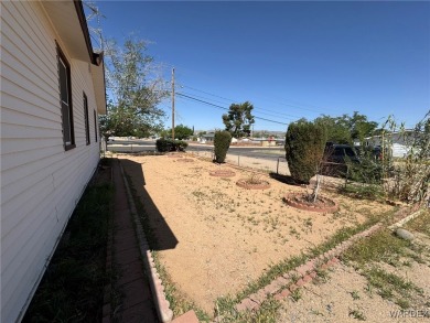 MUST SEE!! Charming and Well Taken Care Of Site-Built Home on on Cerbat Cliffs Golf Course in Arizona - for sale on GolfHomes.com, golf home, golf lot