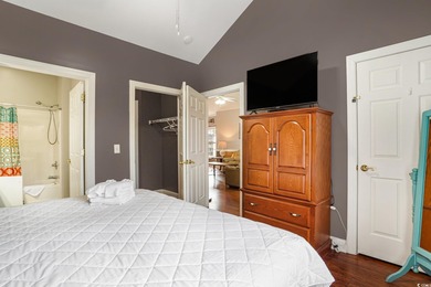 This beautiful top floor End Unit Condo Features, 3 bedroom, 2 on Myrtlewood Golf Course and Club  in South Carolina - for sale on GolfHomes.com, golf home, golf lot