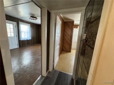 MUST SEE!! Charming and Well Taken Care Of Site-Built Home on on Cerbat Cliffs Golf Course in Arizona - for sale on GolfHomes.com, golf home, golf lot