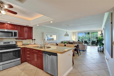 BEAUTIFUL CHARMING 1/1.5 CONDO WITH VIEW OF THE GOLF COURSE on Palm-Aire Country Club and Resort - Palms in Florida - for sale on GolfHomes.com, golf home, golf lot