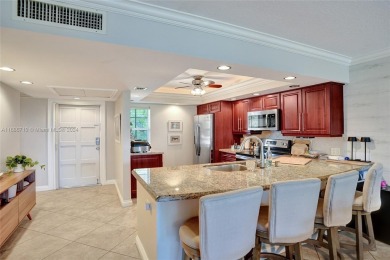 BEAUTIFUL CHARMING 1/1.5 CONDO WITH VIEW OF THE GOLF COURSE on Palm-Aire Country Club and Resort - Palms in Florida - for sale on GolfHomes.com, golf home, golf lot