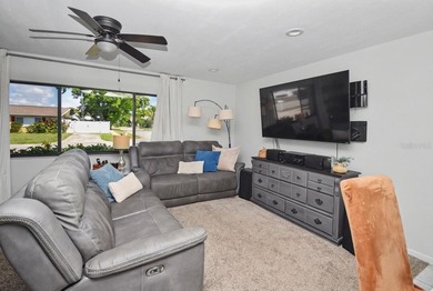 Welcome to this well-maintained 3-bedroom, 2-bathroom, 2-car on Bent Tree Country Club in Florida - for sale on GolfHomes.com, golf home, golf lot