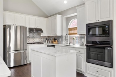 Beautifully updated home tucked away on a quiet end street in on Jim Boggs in Texas - for sale on GolfHomes.com, golf home, golf lot