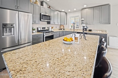 Welcome home to 2850 Edgewood Drive, a thoughtfully updated on London Bridge Golf Course in Arizona - for sale on GolfHomes.com, golf home, golf lot