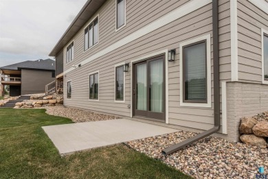 OPEN HOUSE SATURDAY  SUNDAY 1:00 - 2:30. Country living so close on Willow Run Golf Course in South Dakota - for sale on GolfHomes.com, golf home, golf lot