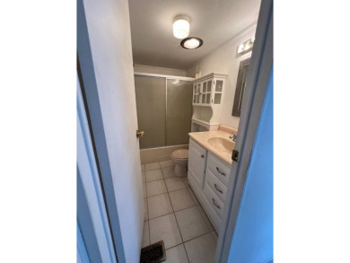 Charming 2-bedroom home in highly sought after Hidden Golf on Lake Henry Golf Club in Florida - for sale on GolfHomes.com, golf home, golf lot