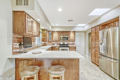 Great renovated single level 3 bedroom, 2 bath townhome in on Scottsdale Shadows in Arizona - for sale on GolfHomes.com, golf home, golf lot