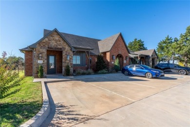 Prime location in North Edmond near I-35 and several on Fairfax Golf Club in Oklahoma - for sale on GolfHomes.com, golf home, golf lot