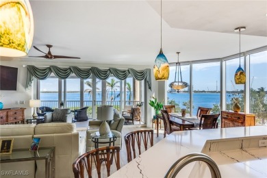 Immediately upon entry, you will be in awe of the spectacular on Fort Myers Beach and Golf Club in Florida - for sale on GolfHomes.com, golf home, golf lot