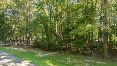 Looking for the ultimate golf course retreat? This expansive on Callawassie Island Club in South Carolina - for sale on GolfHomes.com, golf home, golf lot
