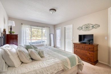 Discover the essence of Eagle Crest in this inviting corner unit on Eagle Crest Golf Resort - Resort Course in Oregon - for sale on GolfHomes.com, golf home, golf lot