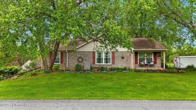 Live the Resort Lifestyle Year-Round!
Come home to resort-style on Perry Park Golf Resort in Kentucky - for sale on GolfHomes.com, golf home, golf lot