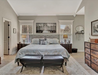 Welcome to this beautifully updated 3-bedroom, 2-bath home on Diamondhead Golf and Country Club in Arkansas - for sale on GolfHomes.com, golf home, golf lot